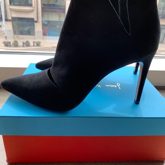 Jean Michel Cazabat Eva suede booties - Picture 1 of 8
